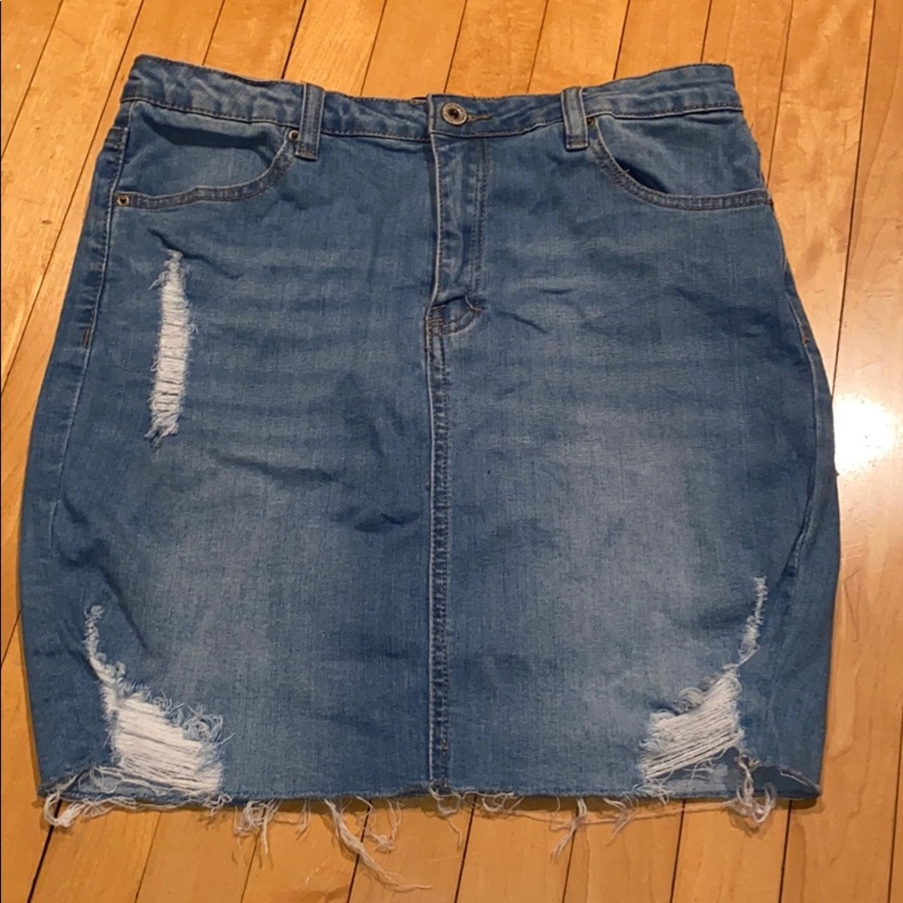 Denim skirt